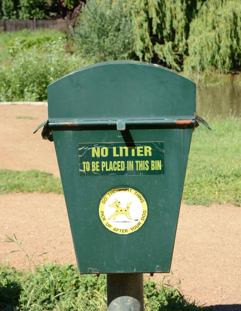 'No Litter' Bin